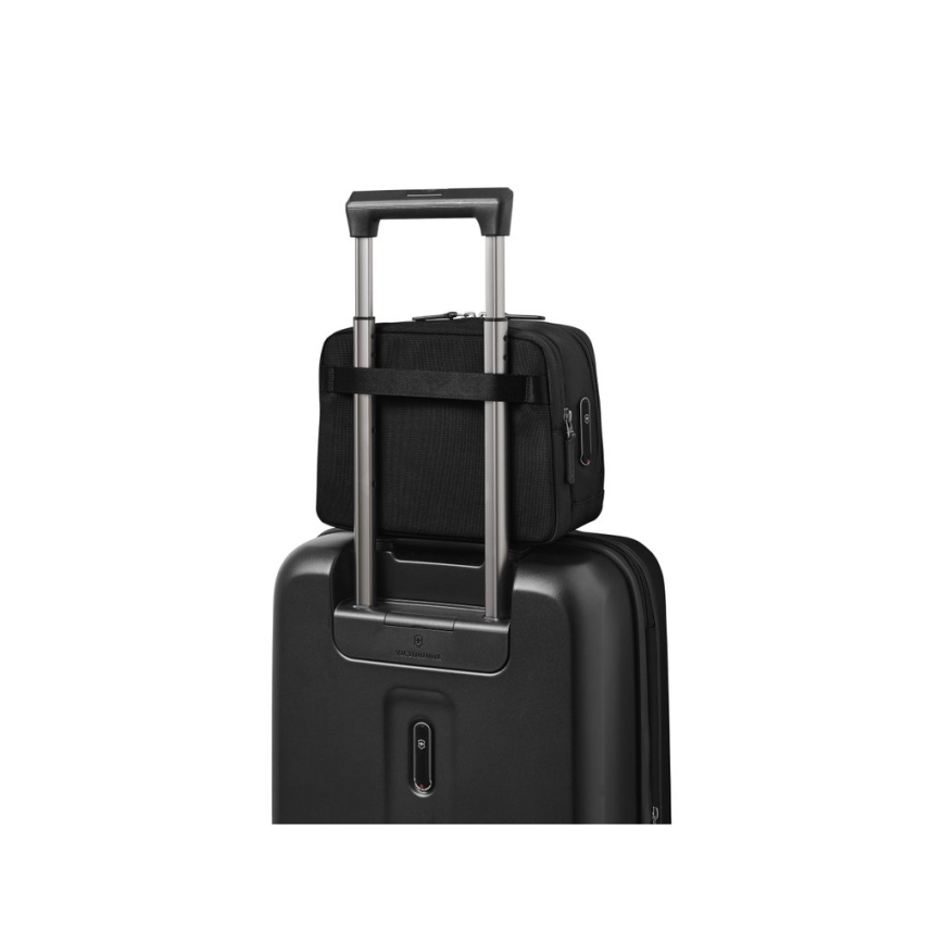 Victorinox - Νεσεσέρ Mythic 7 l μαύρο