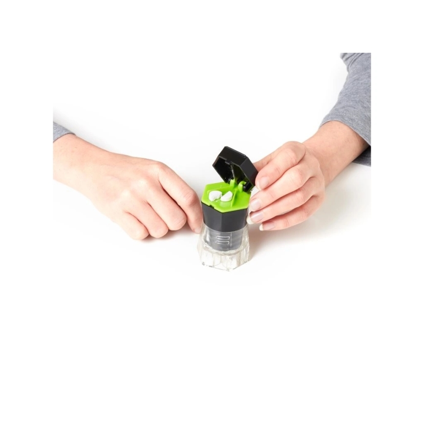 Vitility - Διανομέας και κόφτης χαπιών 5 σε 1 μαύρο