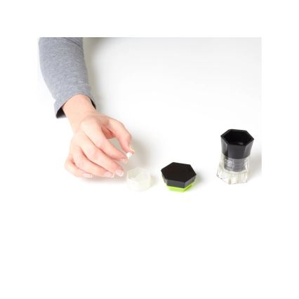 Vitility - Διανομέας και κόφτης χαπιών 5 σε 1 μαύρο