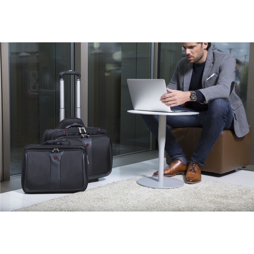Wenger - Βαλίτσα ταξιδιού με ρόδες 25 l 17" + Τσάντα laptop με ρόδες 15,6" Patriot μαύρο