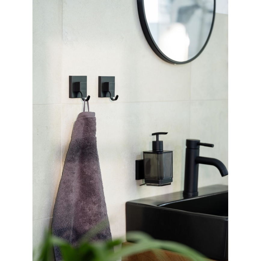 WENKO 71444800 - Δοσομετρητής σαπουνιού VACUUM-LOC QUADRO ED 7,5x16 cm μαύρος