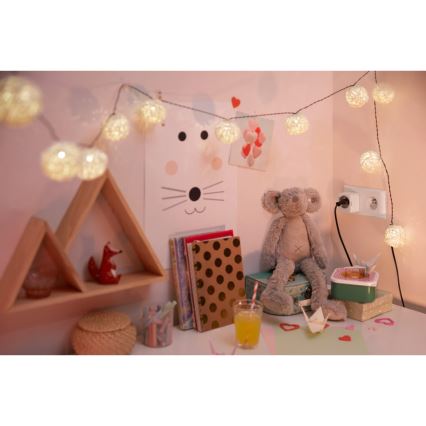 WiZ - Έξυπνη πρίζα F 2300W +  μετρητής ισχύος Wi-Fi SCHUKO