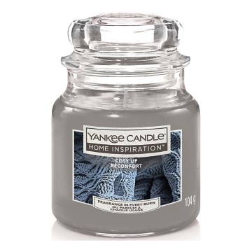 Yankee Candle - αρωματικό κερί COSY UP μικρό 104g 20-30 ώρες.