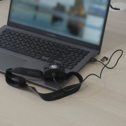 LED Dimming επαναφορτιζόμενο φακός κεφαλής με αισθητήρα και κόκκινο φωστικό LED/3W/5V IP66 100 γυαλιστερό 1200 mAh