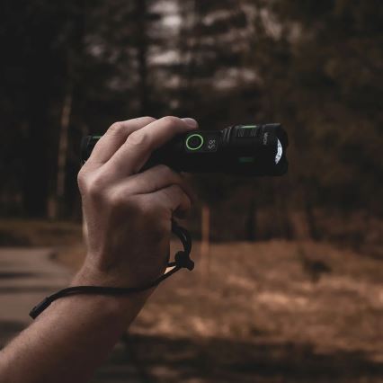 Ρυθμιζόμενος επαναφορτιζόμενος φακός LED με λειτουργία powerbank LED/20W/5V IP44 1200 lm 5000 mAh