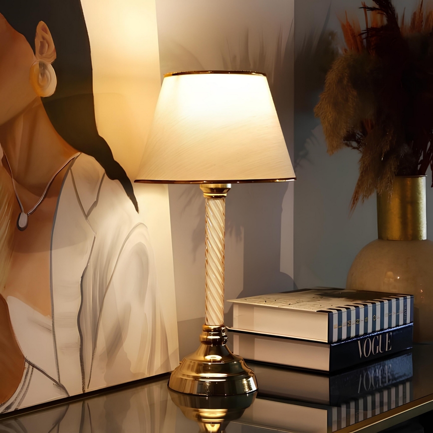 Επιτραπέζιο φωτιστικό AYD 1xE27/40W/230V μπεζ/χρυσό