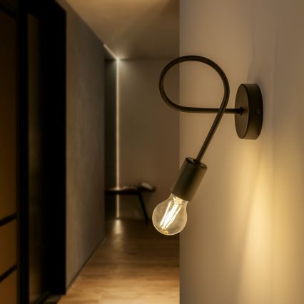Επιτοίχιο φωτιστικό OXFORD 1xE27/15W/230V