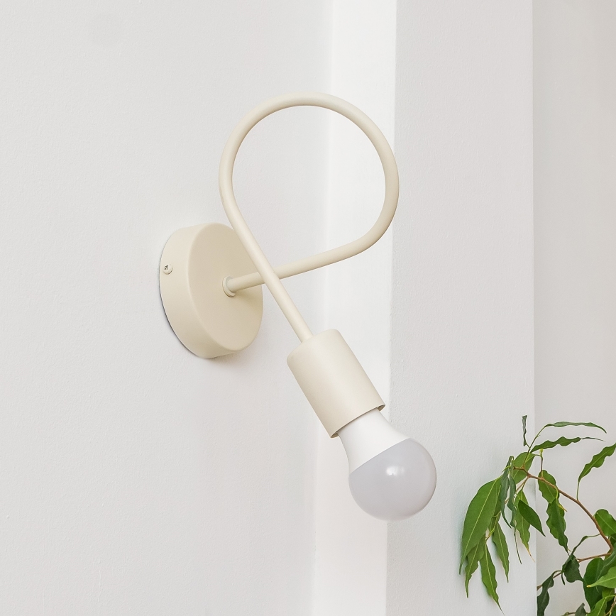 Επιτοίχιο φωτιστικό OXFORD 1xE27/15W/230V σε κρεμ απόχρωση