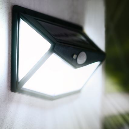 Ηλιακό φωτιστικό τοίχου LED με αισθητήρα LED/1W/3,7V 6500K IP44