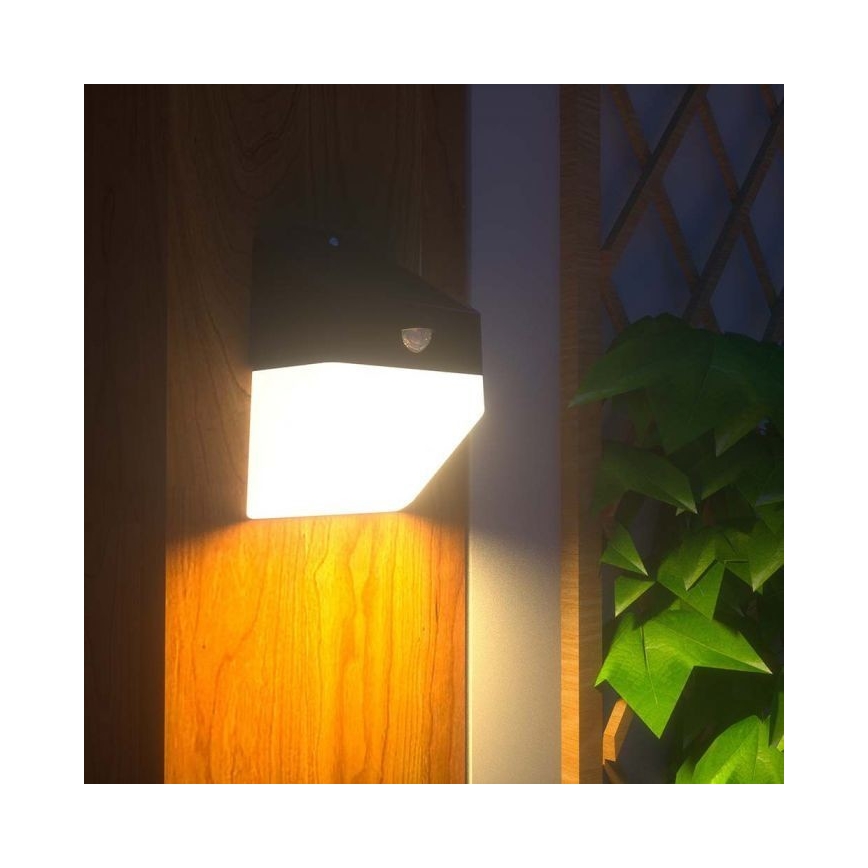 Ηλιακό φωτιστικό τοίχου LED με αισθητήρα LED/2W/3,7V 4000K IP65