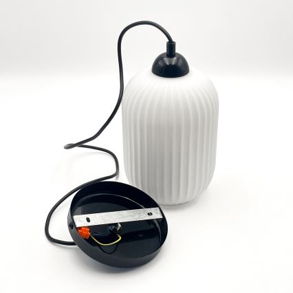 Κρεμαστό φωτιστικό οροφής HARMA 1xE27/15W/230V διάμετρος 14 cm λευκό/μαύρο