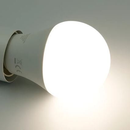 Λάμπα LED RGBW Dimmable A60 E27/9W/230V 2700-6500K Wi-Fi Tuya