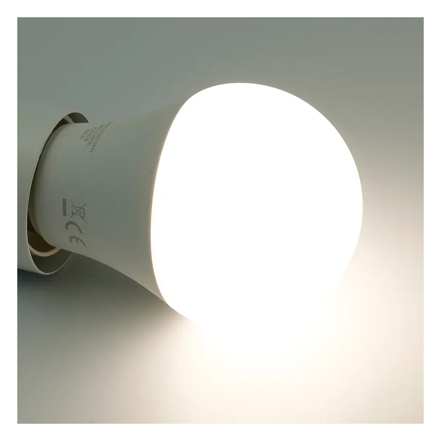 Λάμπα LED RGBW Dimmable A60 E27/9W/230V 2700-6500K Wi-Fi Tuya