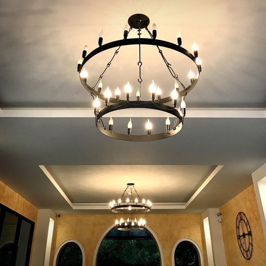 Λαμπτήρας LED E14/3,7W/230V 3000K