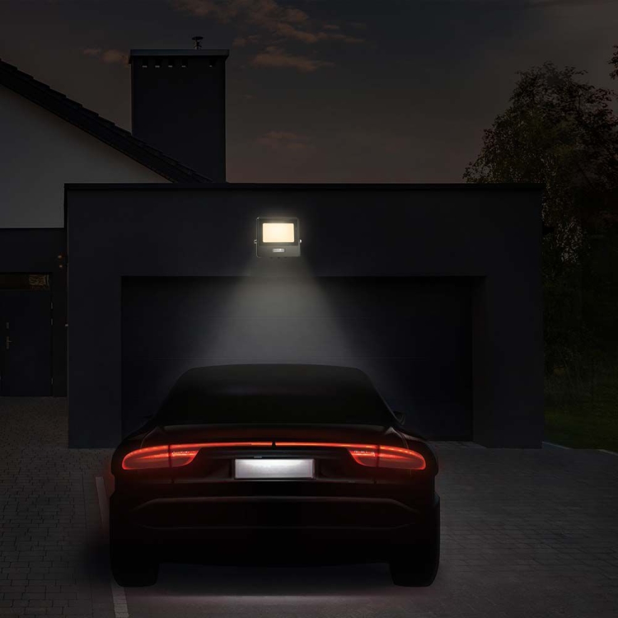 Προβολέας LED με αισθητήρα LED/50W/230V 4000K IP65 μαύρο