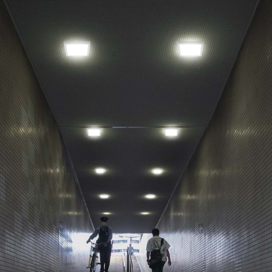 Φωτιστικό οροφής LED LED/18W/230V 3000K 21,4x21,4 cm λευκό
