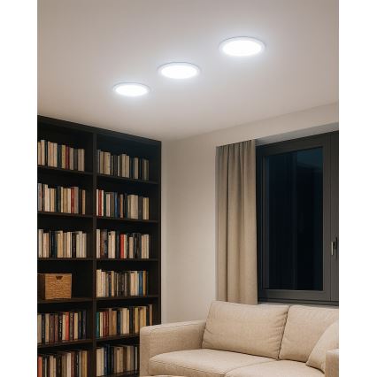 Χωνευτό φωτιστικό οροφήςLED QTEC LED/12W/230V 6500K διάμετρος 16,7 cm